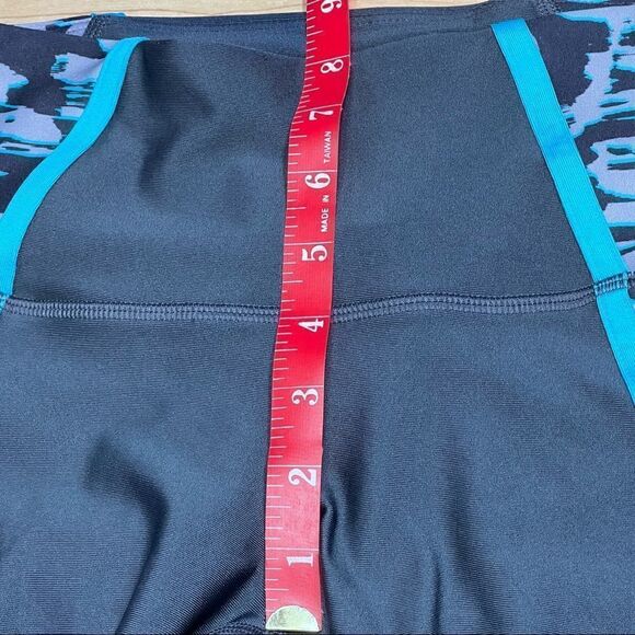 Under Armour
Pre-Owned Under Armour Women's Size SM Active Pants - Picture 2 of 9